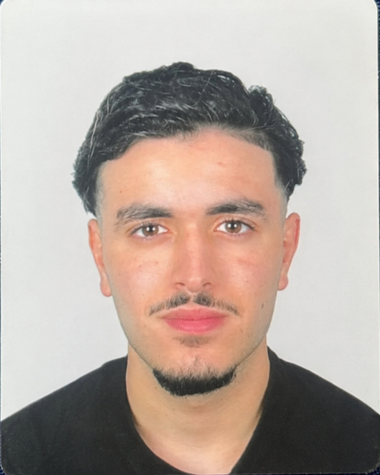 Anass Baddaoui, initiatiefnemer van De Jongerenbrug